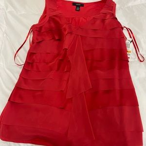 New top with tags